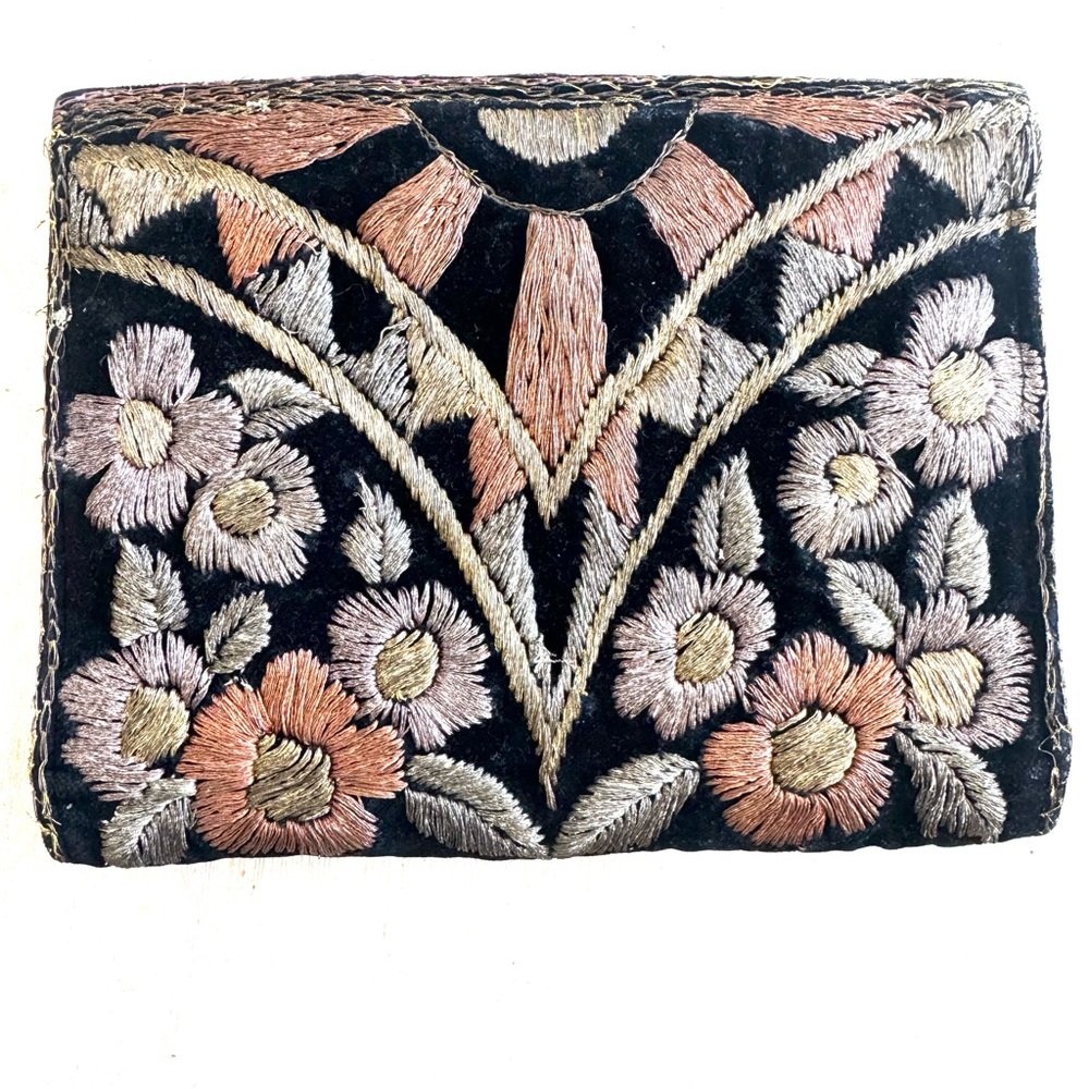 Vintage Embroidered Velvet Floral Clutch Wallet Black with Pink & Cream Accents